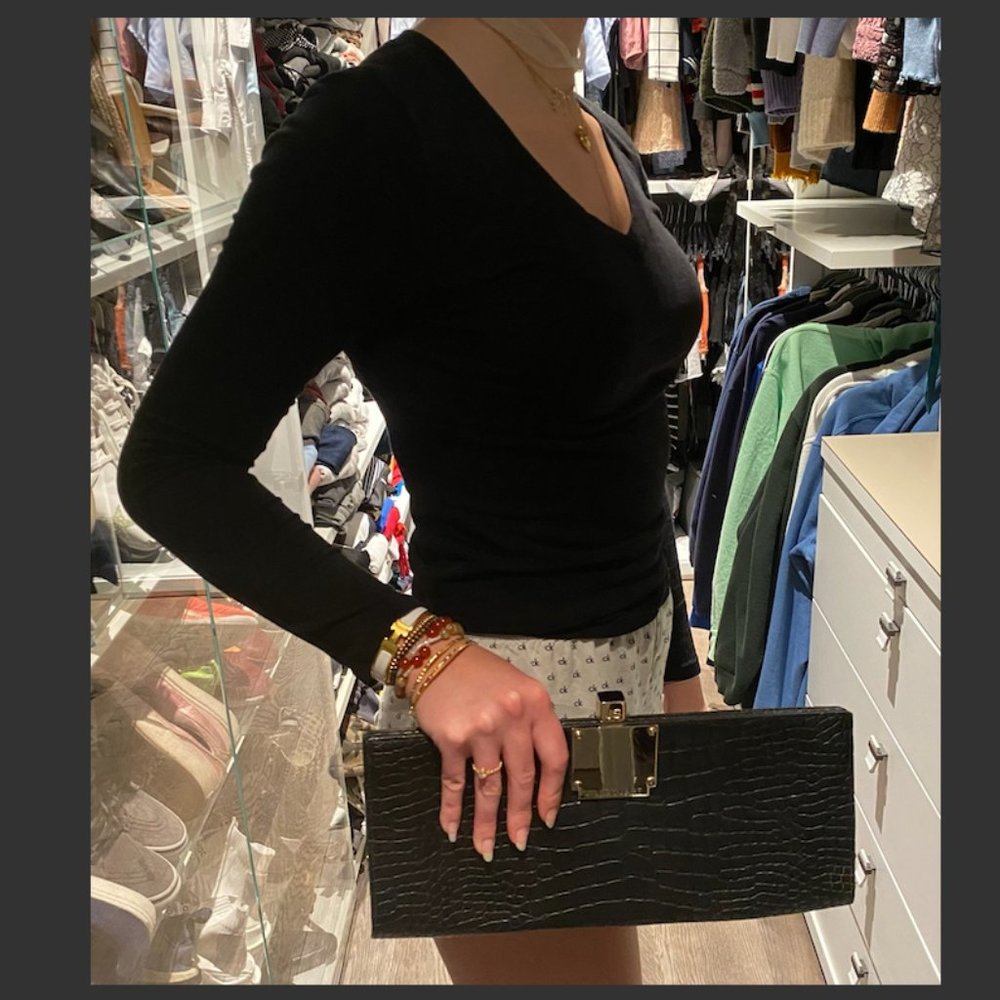 Faux Crocodile Genuine Leather Long Flat Pouch in Black